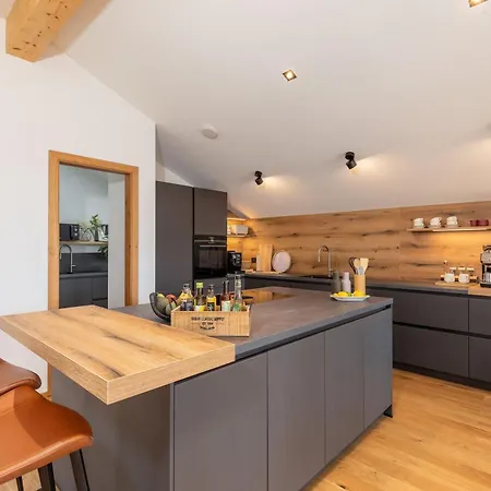 Chiemgauloft Am Chiemsee Apartamento *